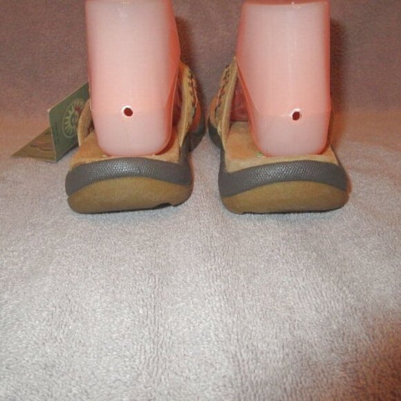 Earth Shoe GELRON 2000 Thong SANDALS Size 8 EMBROIDERED Embellished SUEDE Boho - Picture 11 of 12